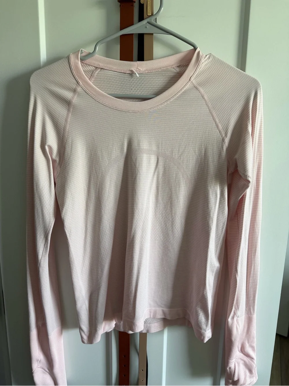 Lululemon Swiftly Tech Long-Sleeve Shirt 2.0 Waist Length